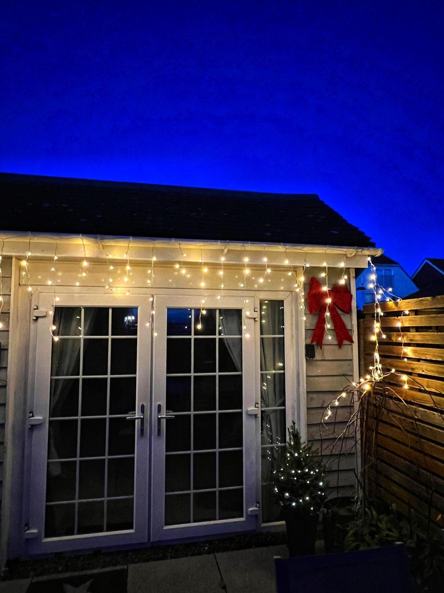 Seaside Cabin Retreat In Hayling Island South Hayling Εξωτερικό φωτογραφία